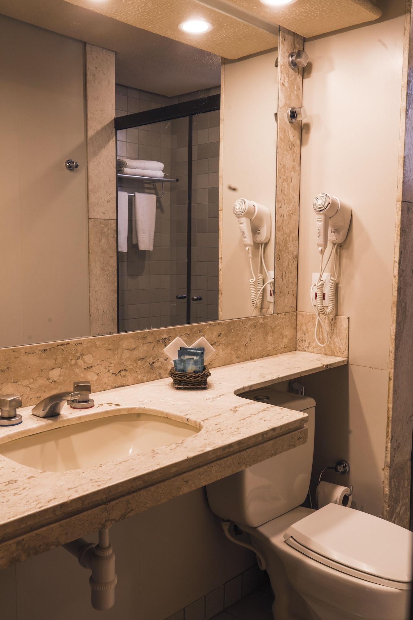 Oft Tamandare Plaza Hotel